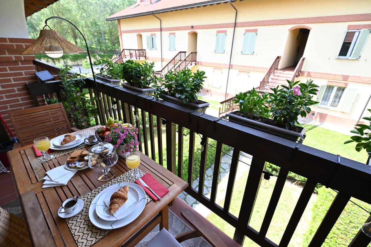 Aura Loving Home Con 4 Posti Letto, Cucina Completa, Terrazzo Ed Un Grande Parco Verde Serravalle d'Asti Exterior foto